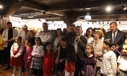 Yürüyen Köşk’ün Farklı Halleri Sanatseverlerden Yoğun İlgi Gördü