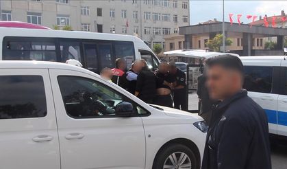 Cengiz Koçal Caddesi’ndeki Kavgaya Polis Müdahalesi!