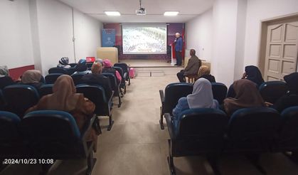 2024-2025 Yılı Umreye Hazırlık Seminerleri Düzenledi