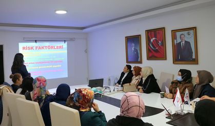 Kadınlara Meme Kanseri Eğitimi Verildi