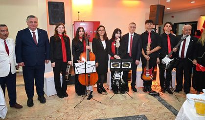 Başkan Gürel Cumhuriyet Resepsiyonuna Katıldı