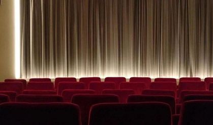Sinemaseverler Kötü Ekranlarda Film İzlemekten Şikayetçi!