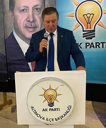 AK Parti Altınova’da Şok Ayrılık!