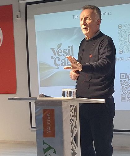 Yalova Eski Valisi Prof. Dr. Erbay ile Z Kuşağı Buluşmalarına Devam!
