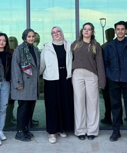 Yalova Üniversitesi’nden Genç Sanatçıların El Emeği Buluşması: Karma Sanat Sergisi Kapılarını Açıyor