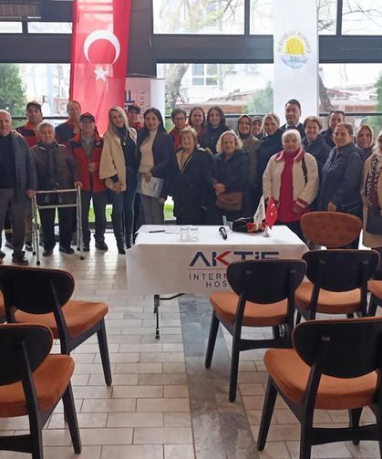 Çınarcık’ta Unutkanlık ve Bilişsel Sağlık Semineri Düzenlendi