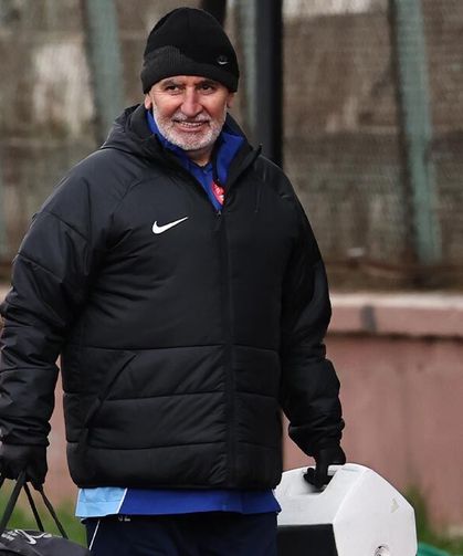 Yalova Takımları Tarafından Göz Ardı Edilen Burhan Zelyurt, Bu Kez Rakip Oldu