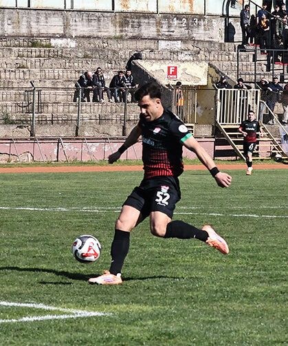 Taraftarına Mağlubiyetle Veda Etti