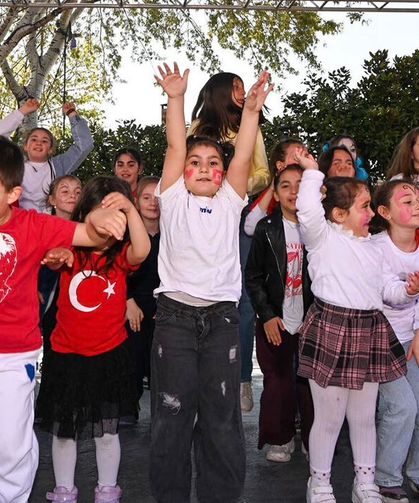 Yalova’da 23 Nisan Coşkusu Meydanlara Sığmadı