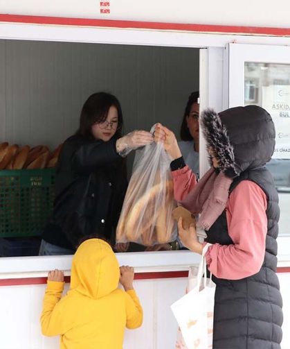 Çiftlikköylüler Halk Ekmeği Tercih Ediyor