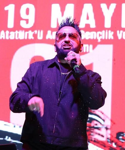 Ragga Oktay Çiftlikköylüleri Coşturdu