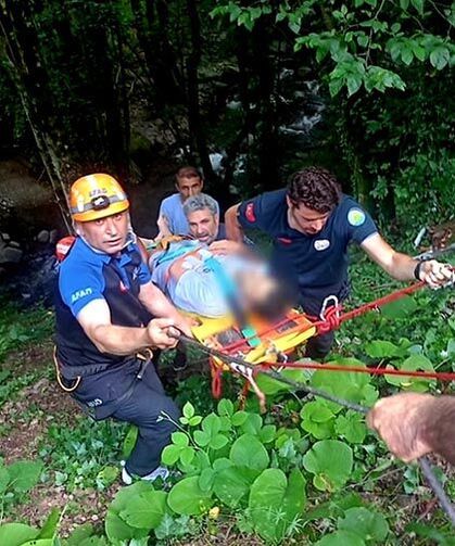 Yalova’da Motosiklet Kazası: 30 Metrelik Vadiden Kurtarıldı