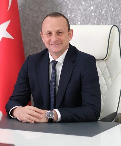 Başkan Yele: “Babalar Bir Çınar Gibi Arkamızda”