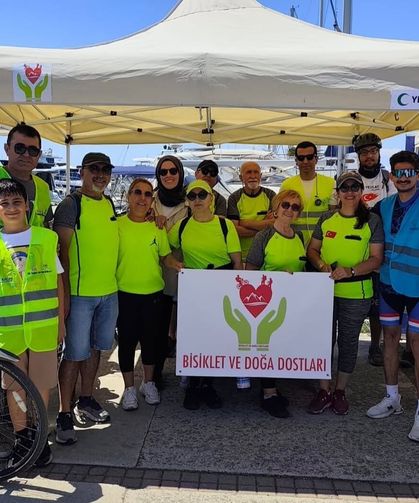 Yeşilay Gönüllüleri Yalova’da Pedal Çevirdi