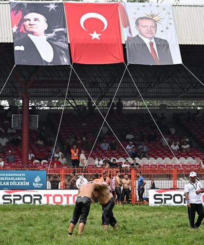 Altınova, Geleneksel Otağı ve Pehlivanlarıyla Kırkpınar’a Damga Vurdu