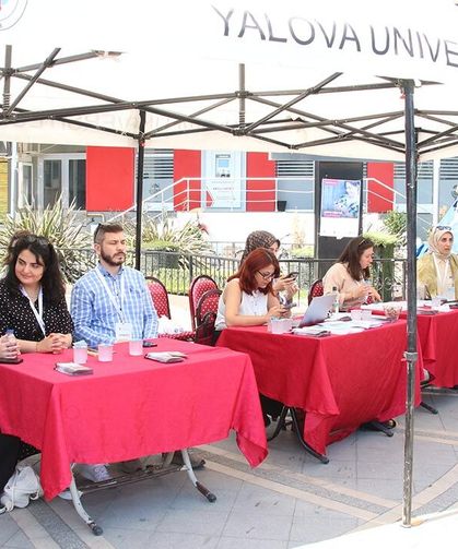 Yalova Üniversitesi Tercih Günleri’ni Başlattı