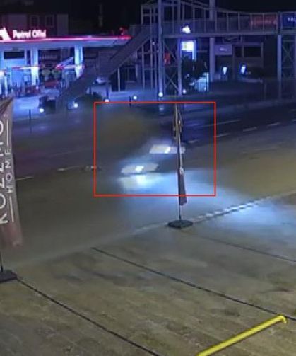 Kontrolden Çıkan Otomobil Takla Attı