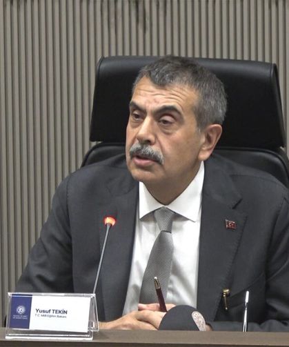 Bakan Tekin, Yalova’da Mesleki Eğitim-Sanayi Buluşmasına Katıldı