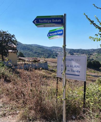 Yalova’da 4 Köyde Sokak Tabelaları Yenileniyor