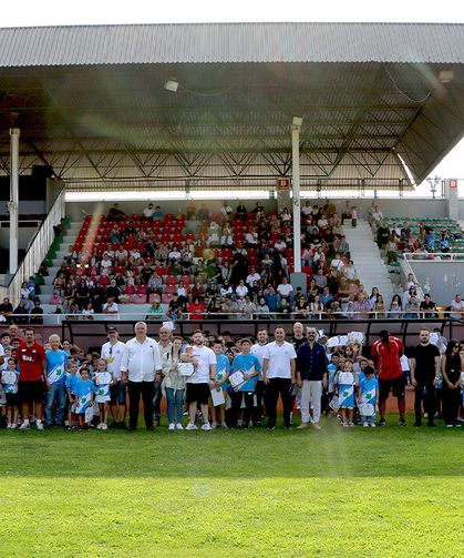 Yalova Belediyesi Yaz Spor Okulları’nda 482 Sporcu Belgelerini Aldı