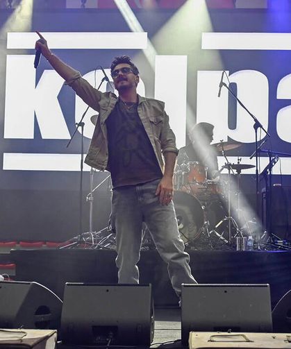 Yalova’da Festival Coşkusu Kolpa Konseriyle Zirveye Çıktı
