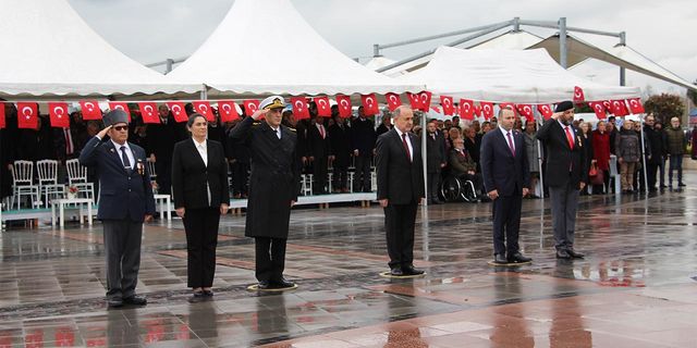 Şehitlerimizi Minnetle Andık