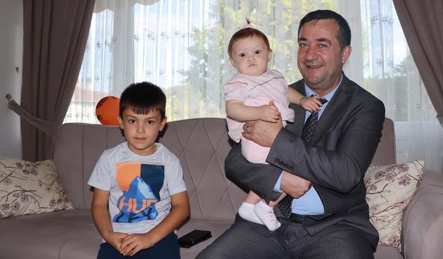 Canbay’dan Klasikleşmiş Ev Ziyaretleri