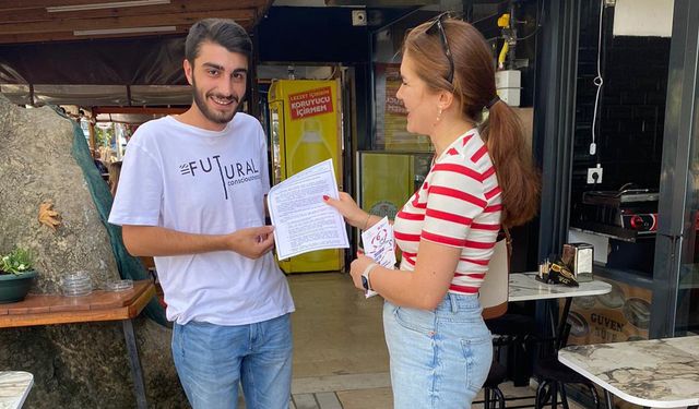 Broşür Dağıttılar