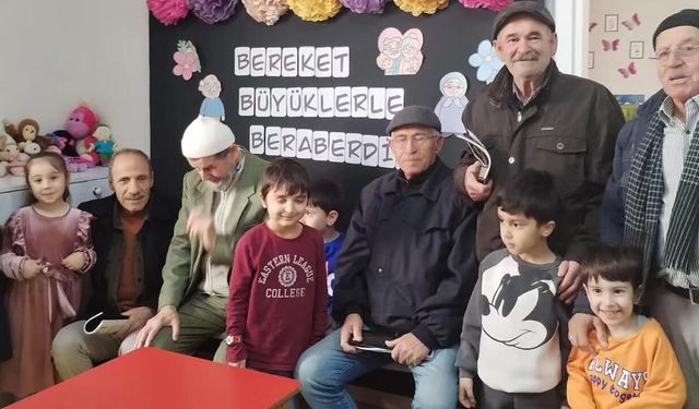 Büyüklere Vefa Gösteriyorlar