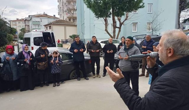 Umreciler Kutsal Topraklara Uğurlandı 
