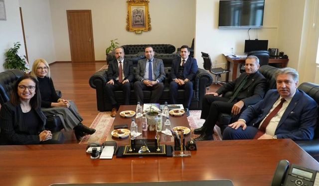 Vali Dr. Hülya Kaya, Turizm Çalıştayı için Rektörü Ziyaret Etti
