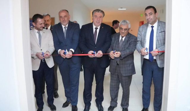 Çınarcık'ta Yeni Konferans Salonu Açıldı