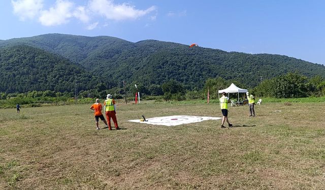 Marmara Bölgesi Yamaç Paraşütü Hedef Yarışması Yalova’daydı