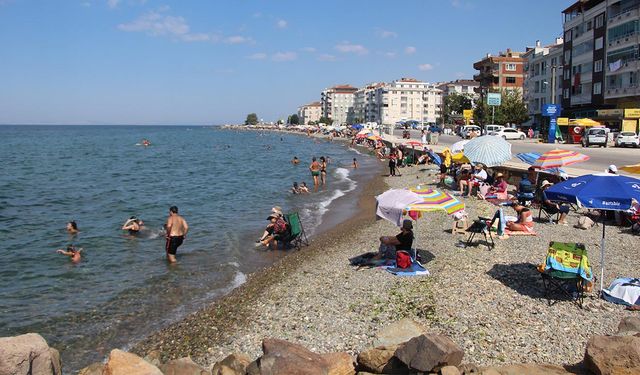 Marmara’nın İncisinde Deniz Sezonu