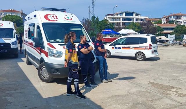 Yalova İl Sağlık Müdürlüğü, Arama Kurtarma Çalışmalarına Katıldı