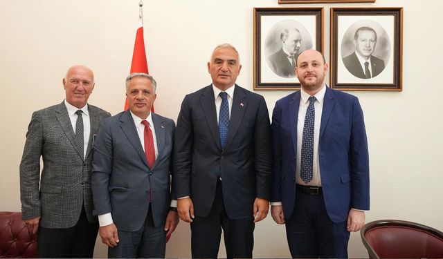 Başkan Acar, Bakan Ersoy İle Bir Araya Geldi