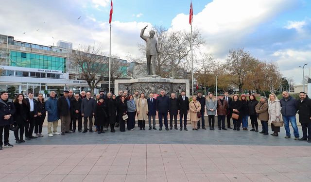 CHP Yalova İl Örgütünden Öğretmenler Günü Töreni