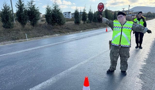 Hamza Bir Günlüğüne Jandarma Oldu