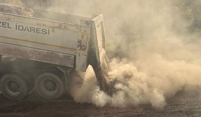 Soğuksu Köyü’nde Yol Çalışmaları Sürüyor