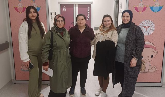 Yalova Eğitim ve Araştırma Hastanesi’nde Gebe Okulu Eğitimleri Devam Ediyor