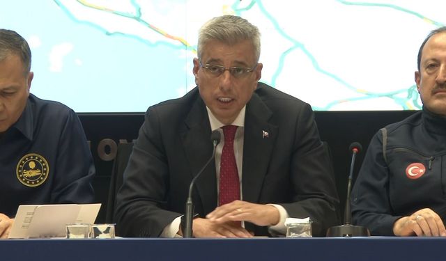 "Tüm Hastanelerimizde Hizmetlerimiz Kesintisiz Sürüyor"