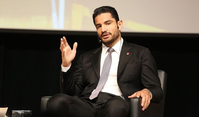 Akgül, "Dünya Güreşinin Artık Kendisini Yenilenmesi Gerekiyor"