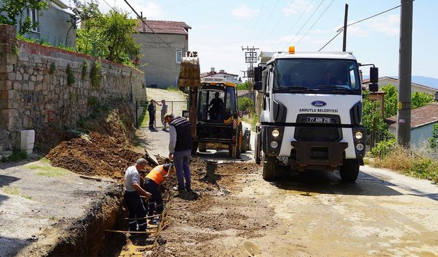 Armutlu’dan Altyapı Atağı