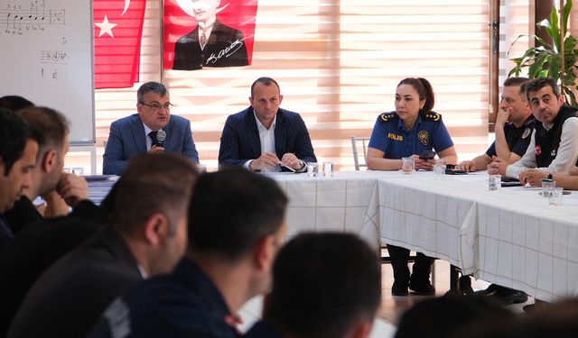 Çiftlikköy’de Eş Zamanlı Sanal Deprem Tatbikatı Yapıldı
