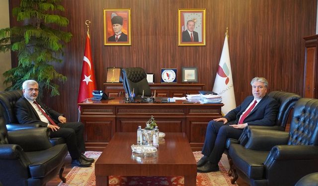 Müdür Yılmaz’dan Rektör Prof. Dr. Bahçekapılı’ya Ziyaret