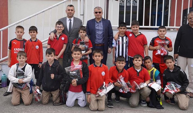 Kadıköylü Öğrenciler Formalarına Kavuştu!