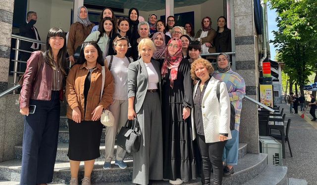 Yalova’da Kadın Girişimcilere Dijital Eğitim