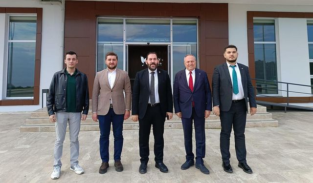 Yalova Kent Konseyi “Hayat Ağacı Zirvesi”nde Yerini Aldı
