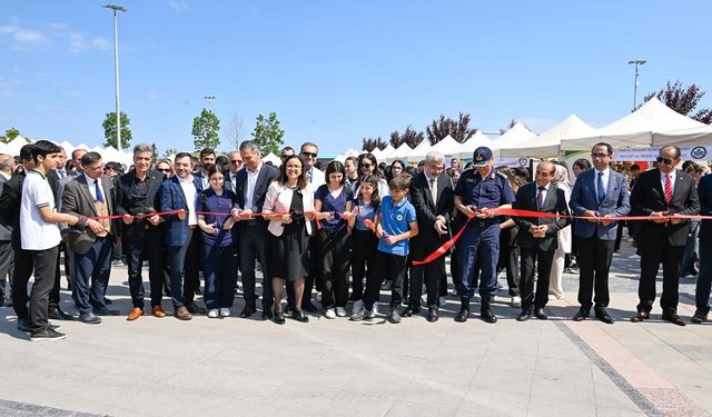 Yalova Mesleki ve Teknik Eğitim Fuarı açıldı