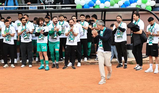 Ulusal Veda Etti; “Sizleri Şampiyon Bırakıyorum, Şampiyon Kalın”